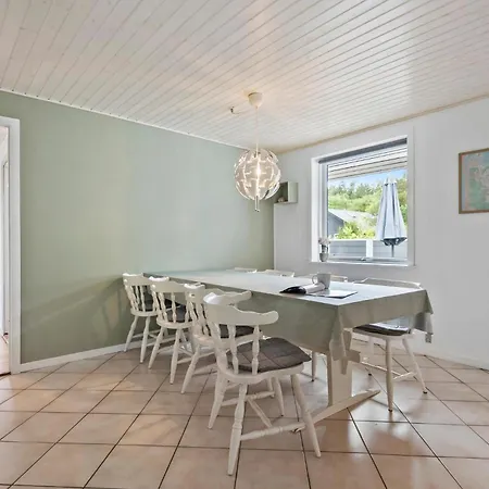4 Bedroom In * Norre Nebel