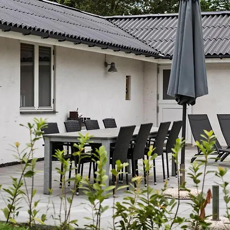 Holiday home 4 Bedroom In Norre Nebel